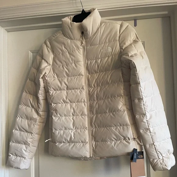 The North Face Women's Aconcagua 3 Puffer Jacket - Picture 2 of 10